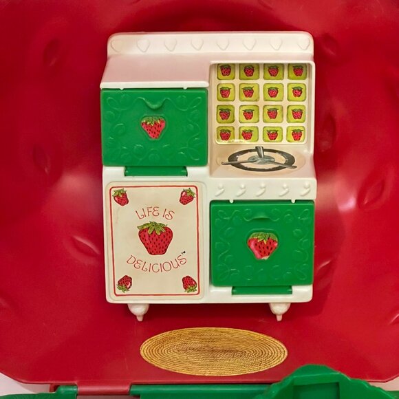 Vintage Strawberry Shortcake Berry Bake Shoppe Playset Toy 1980 - Picture 4 of 12